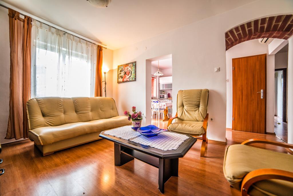 Apartment Iva Rovinj Exterior photo
